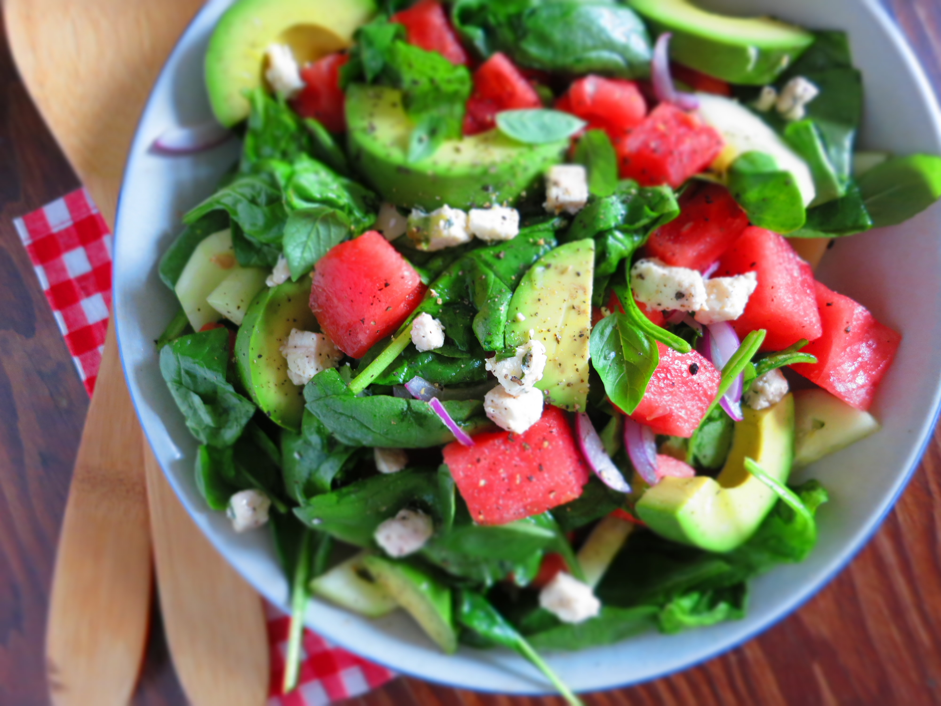 CHRISTL COOKED: WASSERMELONENSALAT MIT AVOCADO UND FETA ...