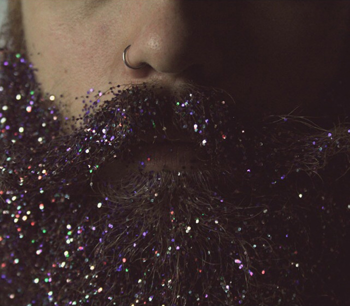 glitter-beard-trend-96__700